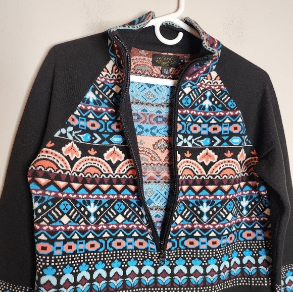 Icelandic Wool Blend 1/2 Zip Black Blue Pink Pull Over Sweater Size Medium - Picture 13 of 14